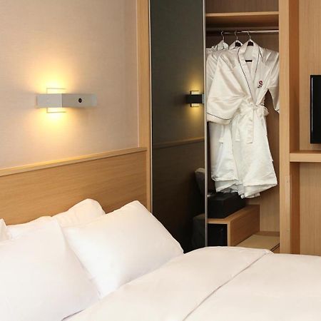 Hotel Skypark Dongdaemun I Seoul Exterior photo