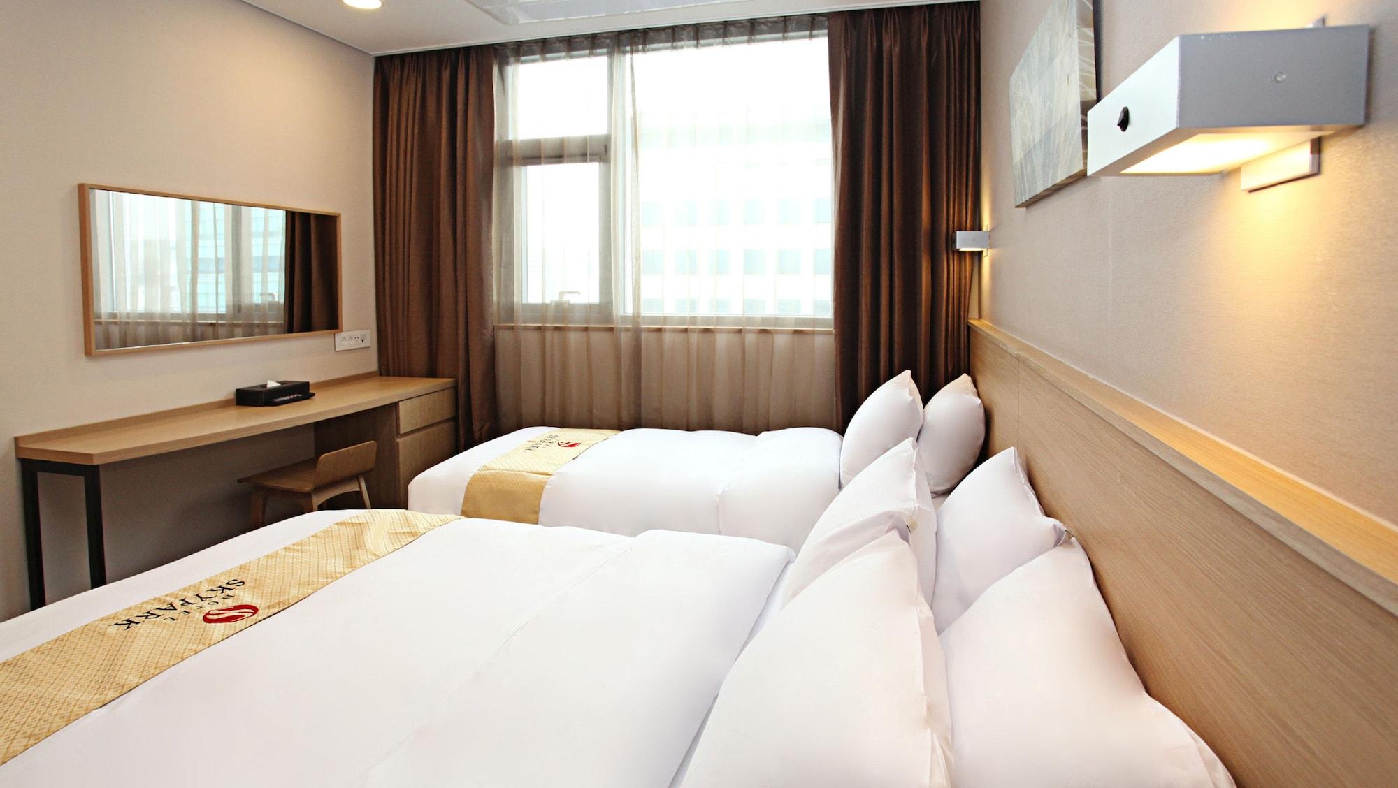 Hotel Skypark Dongdaemun I Seoul Exterior photo